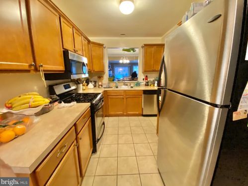 271 Ashmore Ave, Trenton NJ 08611-1322 exterior