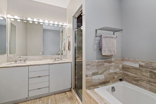 1906 Sedgwick St, Chicago IL  60614-8395 exterior