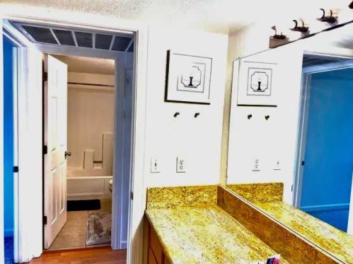 740 Elm St, Phoenix AZ 85013-2416 exterior