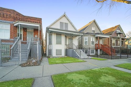 7250 Carpenter St, Chicago, IL 60621-1029