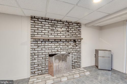 232 Phillips Ave, Runnemede NJ 08078-1949 exterior