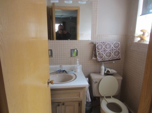 8544 Berwyn Ave, Chicago IL 60640-2005 exterior