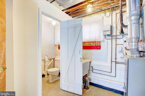 705 Delmar Ave, Glen Burnie MD 21061-3915 exterior