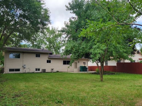 2219 Douglas St, Joliet IL 60435-6005 exterior