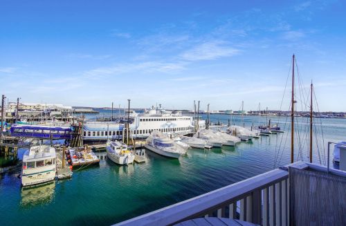 206 Chandlers Wharf, Portland, ME 04101-4650