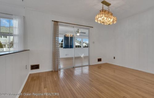 309 Eastham Rd, Point Pleasant Beach NJ 08742-2013 exterior