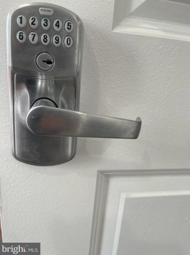 1557 9 St, Philadelphia PA 19148-3701 exterior