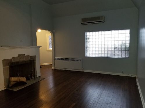 6826 Knox Ave, Chicago IL  60712-2416 exterior