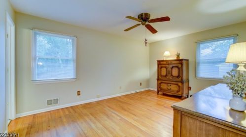 454 Stony Brk Dr, Bridgewater NJ 08807-1988 exterior