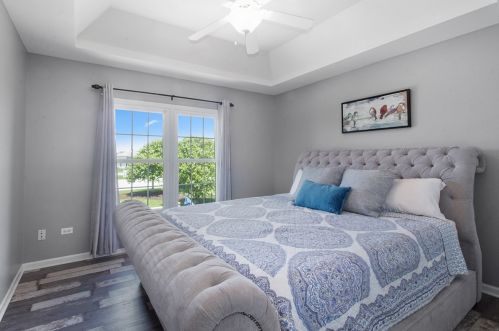 25710 Equestrian Ln, Joliet IL 60404-6029 exterior