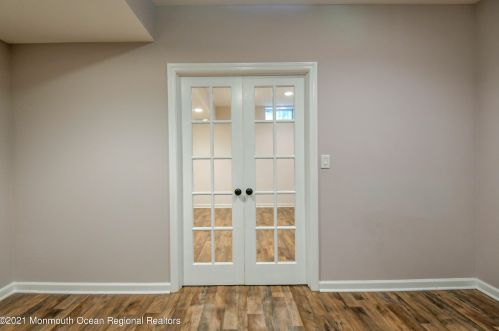 5 Markus Ct, Jackson Twp NJ  08527-2886 exterior