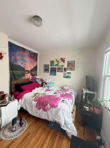 2037 Helena St, Madison WI 53704-5519 exterior