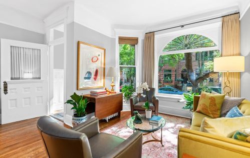 428 Roslyn Pl, Chicago, IL 60614-2713