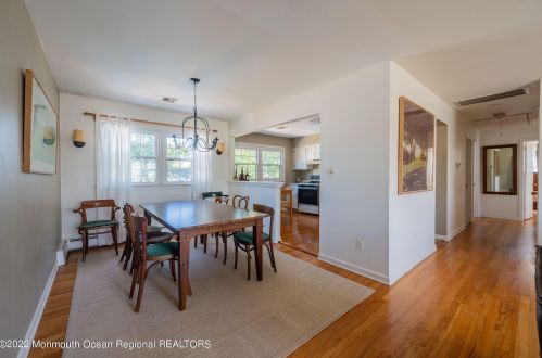 403 Newark Ave, Point Pleasant Beach NJ 08742-4141 exterior