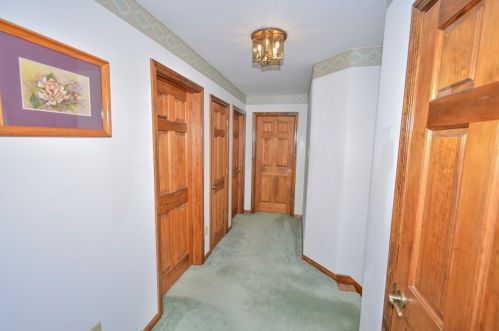 2098 Hazeldell St, Pittsburgh PA  15210-4306 exterior