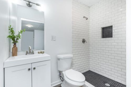 1847 Elmwood Dr, Austell GA 30106-2112 exterior