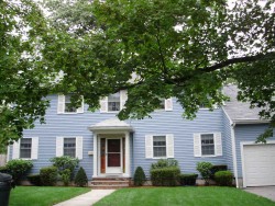 7 Arapahoe Rd, Newton, MA 02465-2202