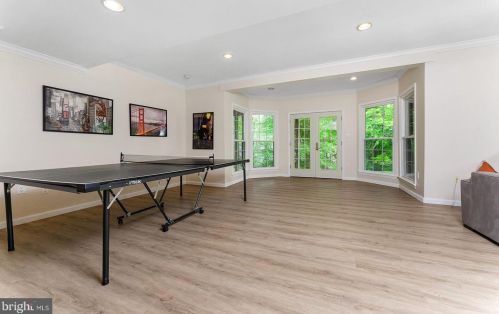 7726 Laurel Leaf Dr, Rockville MD 20854-1768 exterior