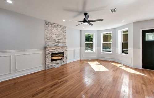 527 Ridgeway Ave, Chicago IL 60659-1117 exterior