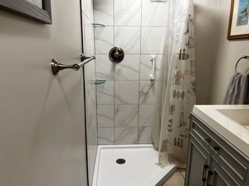 1477 Prospect Rd, Pittsburgh PA 15227-3733 exterior