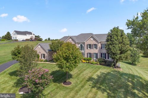 17566 Tobermory Pl, Leesburg, VA 20175-7050