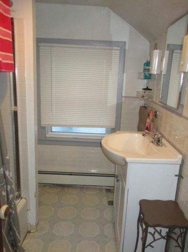 14 Campbell Ave, Providence RI 02904-3647 exterior