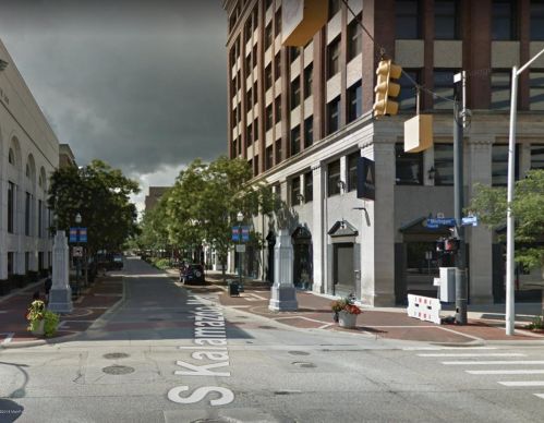 107 Michigan Ave, Kalamazoo, MI 49007-3981