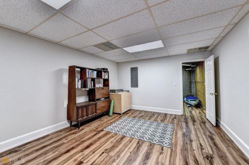 8388 Lake Dr, Lithonia GA  30039-5724 exterior