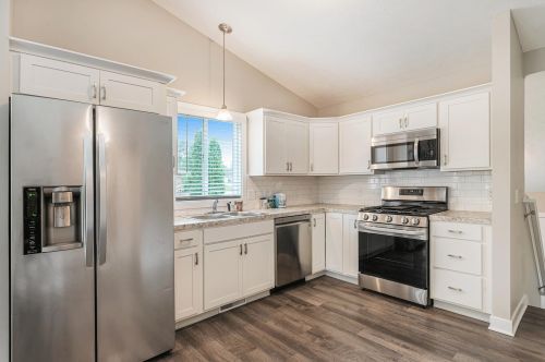 120 Forrest St, Wayland, MI 49348-1112