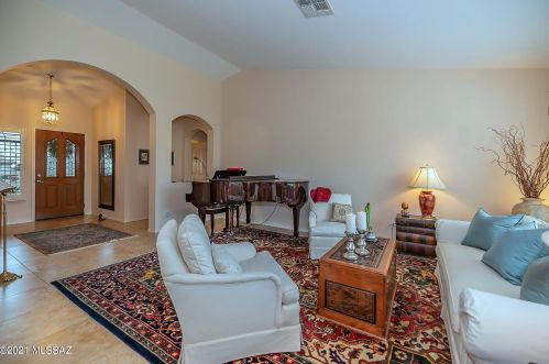 65872 Rocky Path Dr, Tucson AZ 85739-1624 exterior