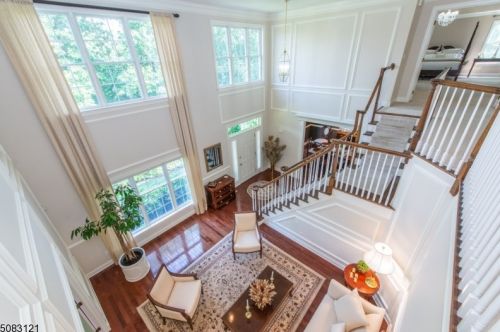 128 Mackenzie Ln, Parsippany NJ 07834-3723 exterior