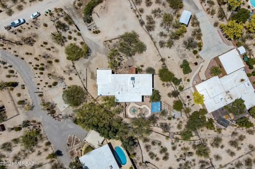 5960 Escondido Ln, Tucson AZ 85704-2815 exterior