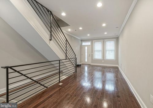 509 Mercy St, Philadelphia PA  19148-2532 exterior