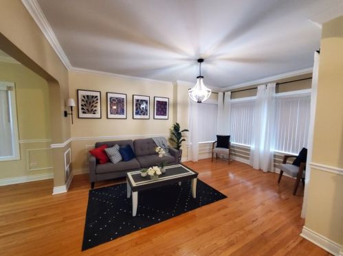 9329 Forest Ave, Chicago IL  60619-7309 exterior