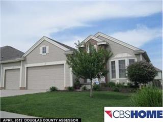 18352 Dewey Ave, Omaha, NE 68022-6928