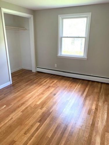 35 Mcclellan St, Providence RI 02909-5619 exterior