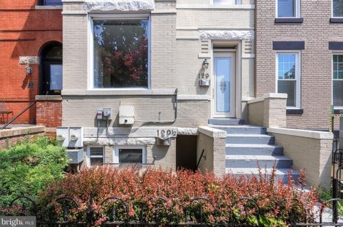 129 Thomas St, Washington, DC 20001-1659