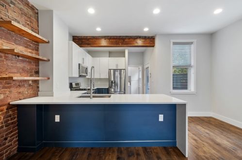 5161 Stanton Ave, Pittsburgh PA  15201-2563 exterior