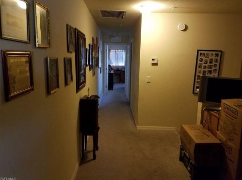 9085 Gervais Cir, Naples FL 34120-4788 exterior