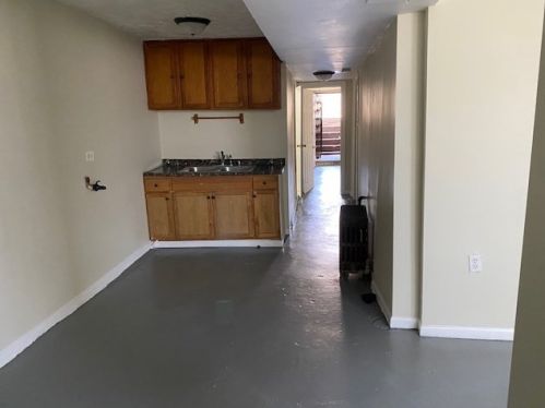 656 Monticello Ave, Chicago IL 60618-5320 exterior