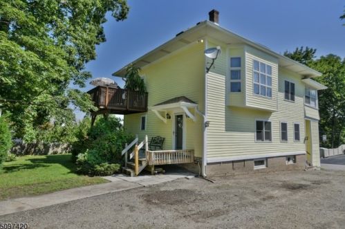 11 Spg St, Kinnelon NJ 07405-1322 exterior