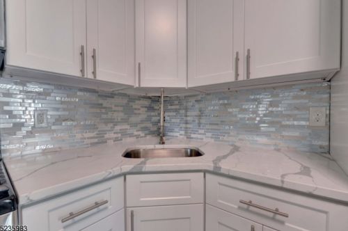 23 Barbour St, Paterson NJ 07508-1230 exterior