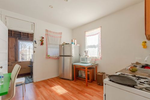 2655 Kedvale Ave, Chicago IL 60623-4324 exterior