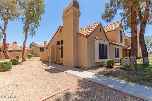 4601 102nd Ave, Phoenix AZ  85037-5202 exterior