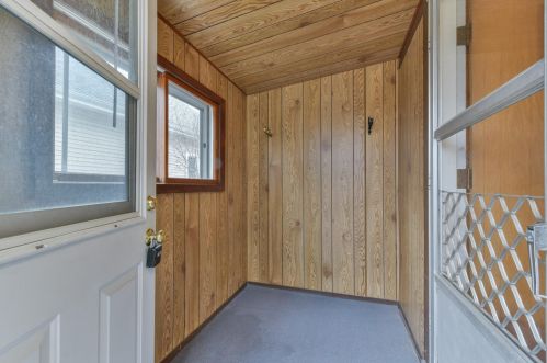 7503 Stevenson St, Milwaukee WI  53213-3549 exterior