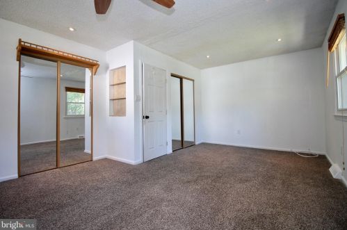 62 Dakota Trl, Browns Mills NJ 08015-5225 exterior