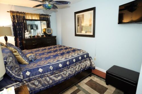 8788 Santa Bella Dr D, Hazelwood MO 63042-2918 exterior