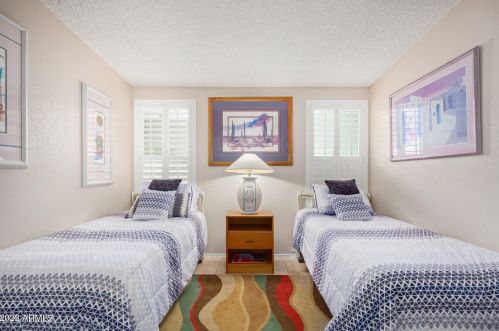 1695 Augusta Ave, Chandler AZ 85249-4878 exterior