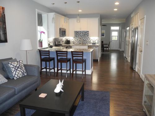 4256 Norfolk Ave, Saint Louis, MO 63110-3828