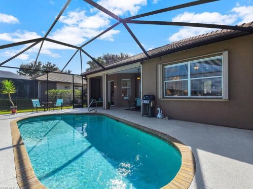 856 Grand Rpd Blvd, Naples FL 34120-4429 exterior